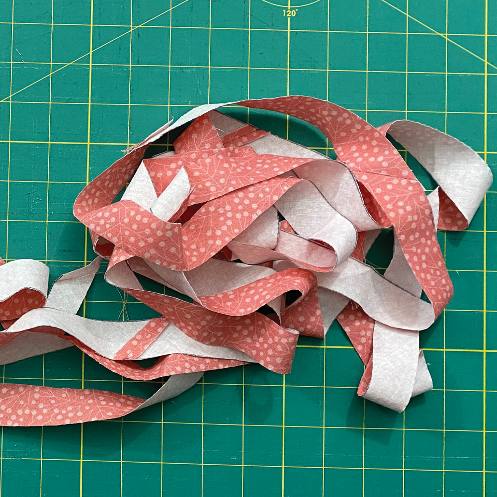 Step-by-Step Guide to Bias Tape Appliqué – Nancy's Notions
